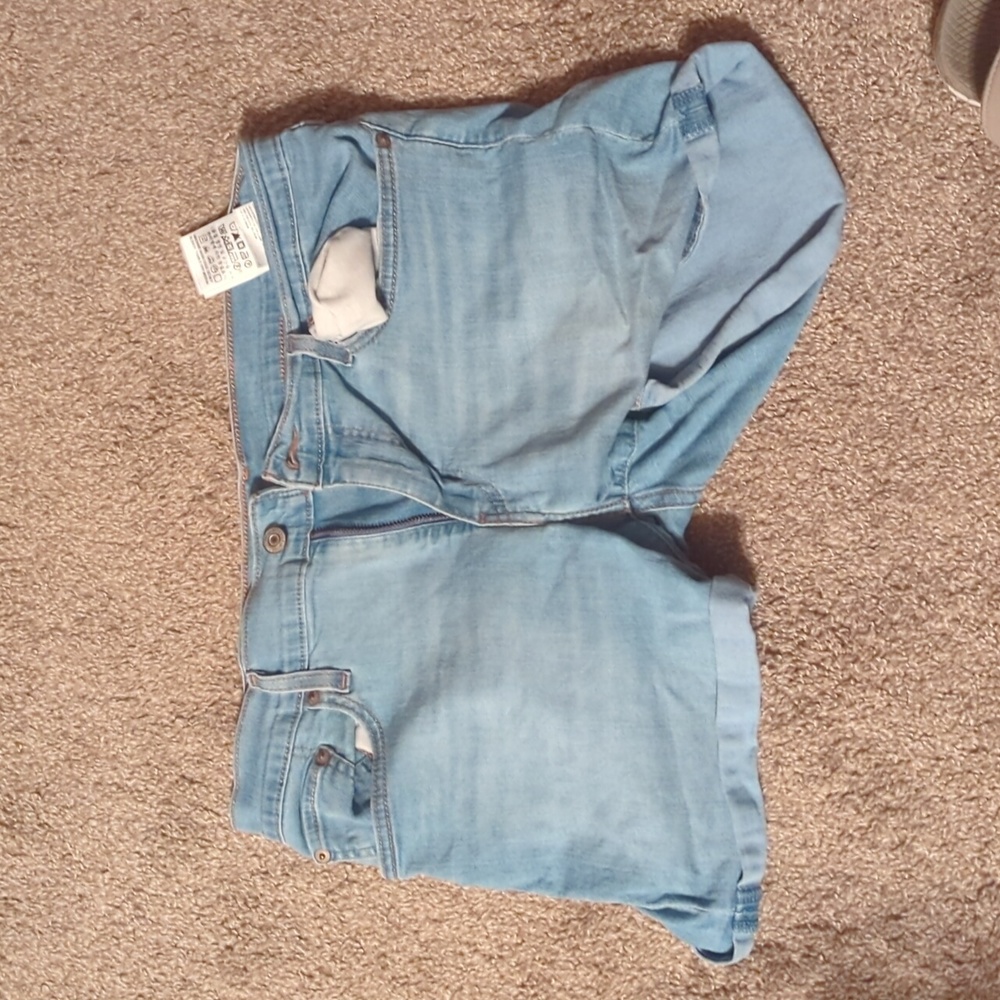 old navy light Blue shorts